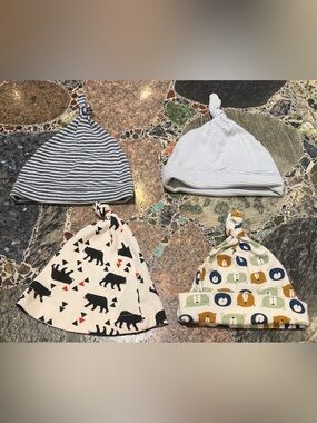 Set of 4 Baby Knot Hats